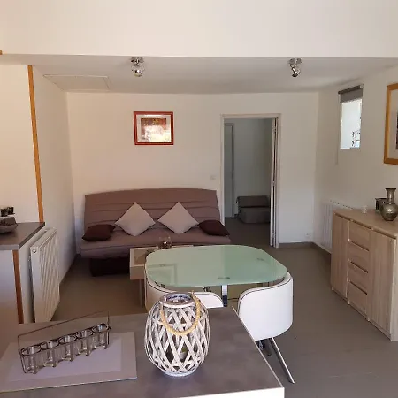 Apartment Destroisterrasses